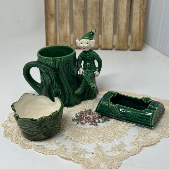Treasure Craft Other - Treasure Craft Green Pixie Elf Tree Stump Cigarette holder with Ash Tray
